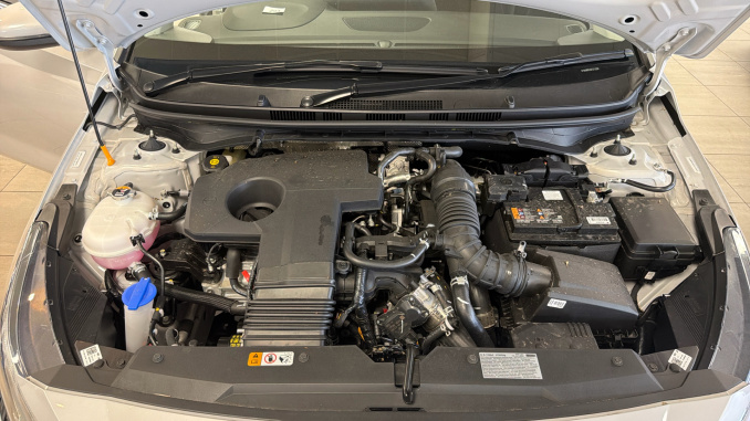 Hyundai i20 1.0T GDi 90 Tech Line 5dr Petrol Hatchback - Image 8